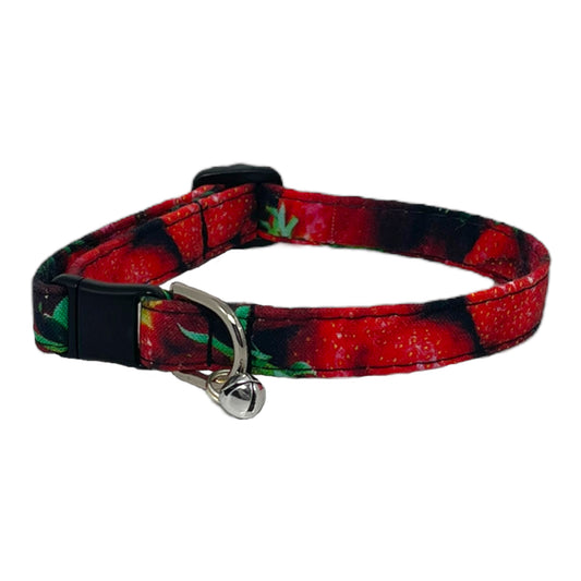 "Strawberry Patch” - Safety Release Cat Collar