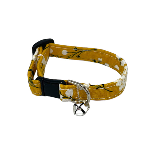 "Mustard Flowers" - Safety Release Cat Collar